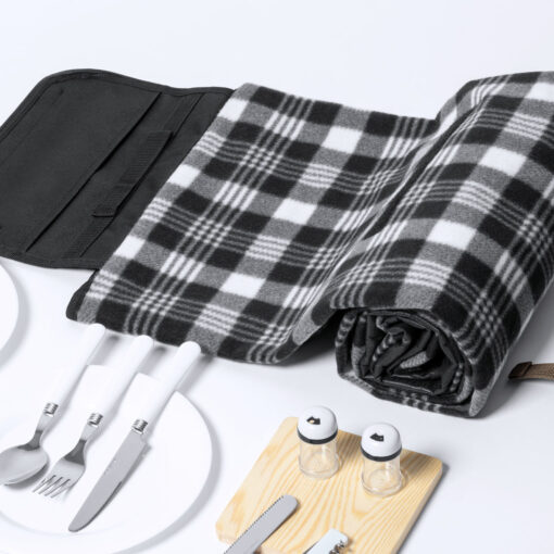 Four Person Picnic Set - Image 6