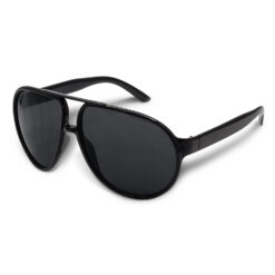 black aviation plane style sunglasses