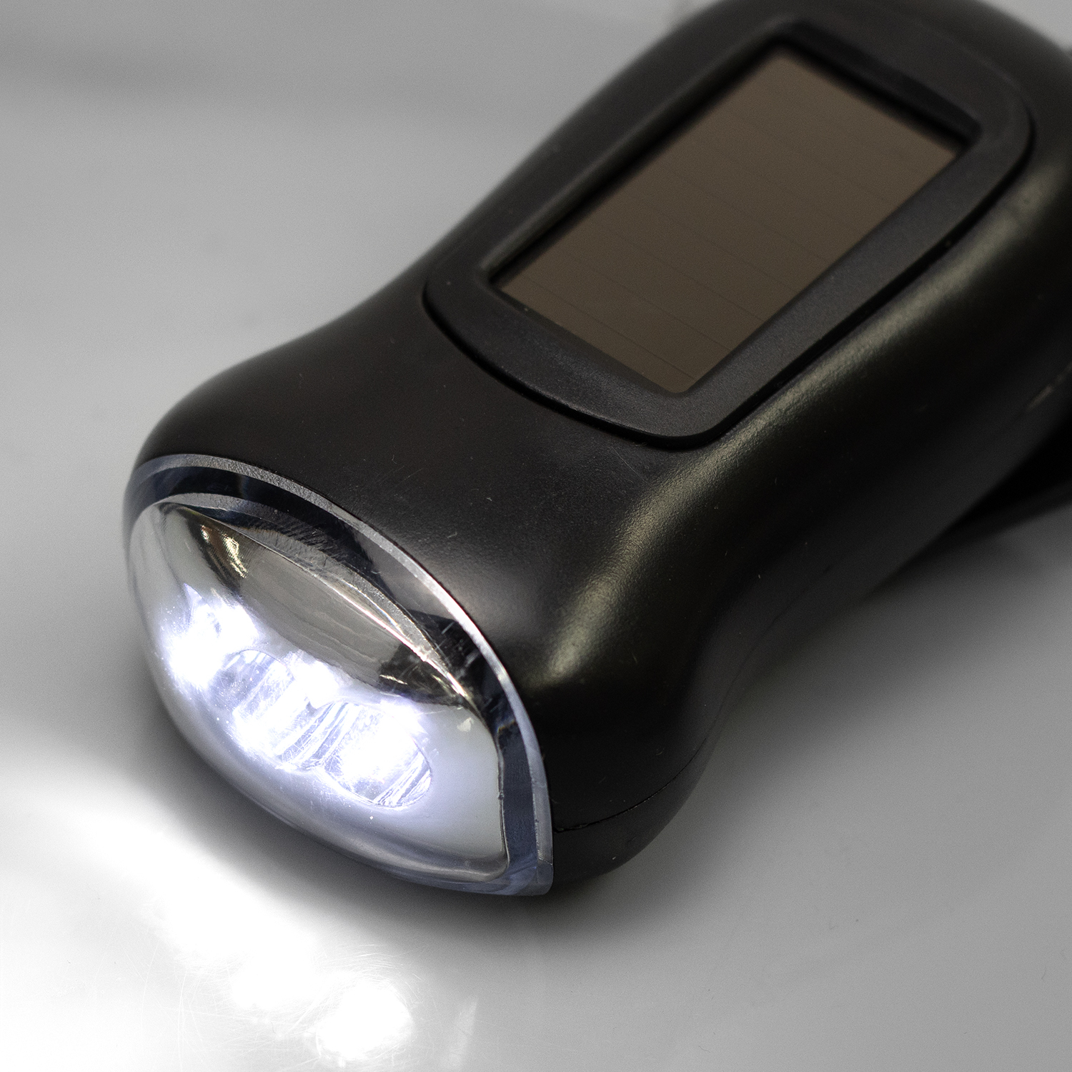 Dynamo Solar Torch - Image 4