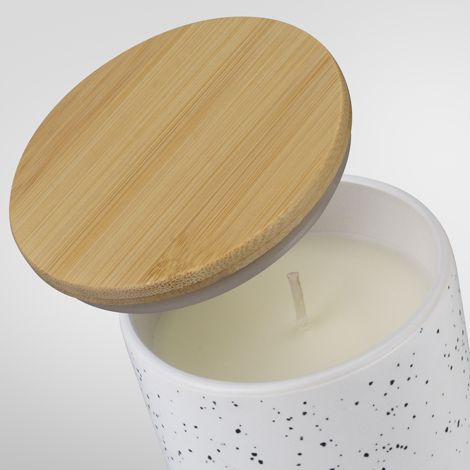 NATURA Candle with Bamboo Lid - Image 2
